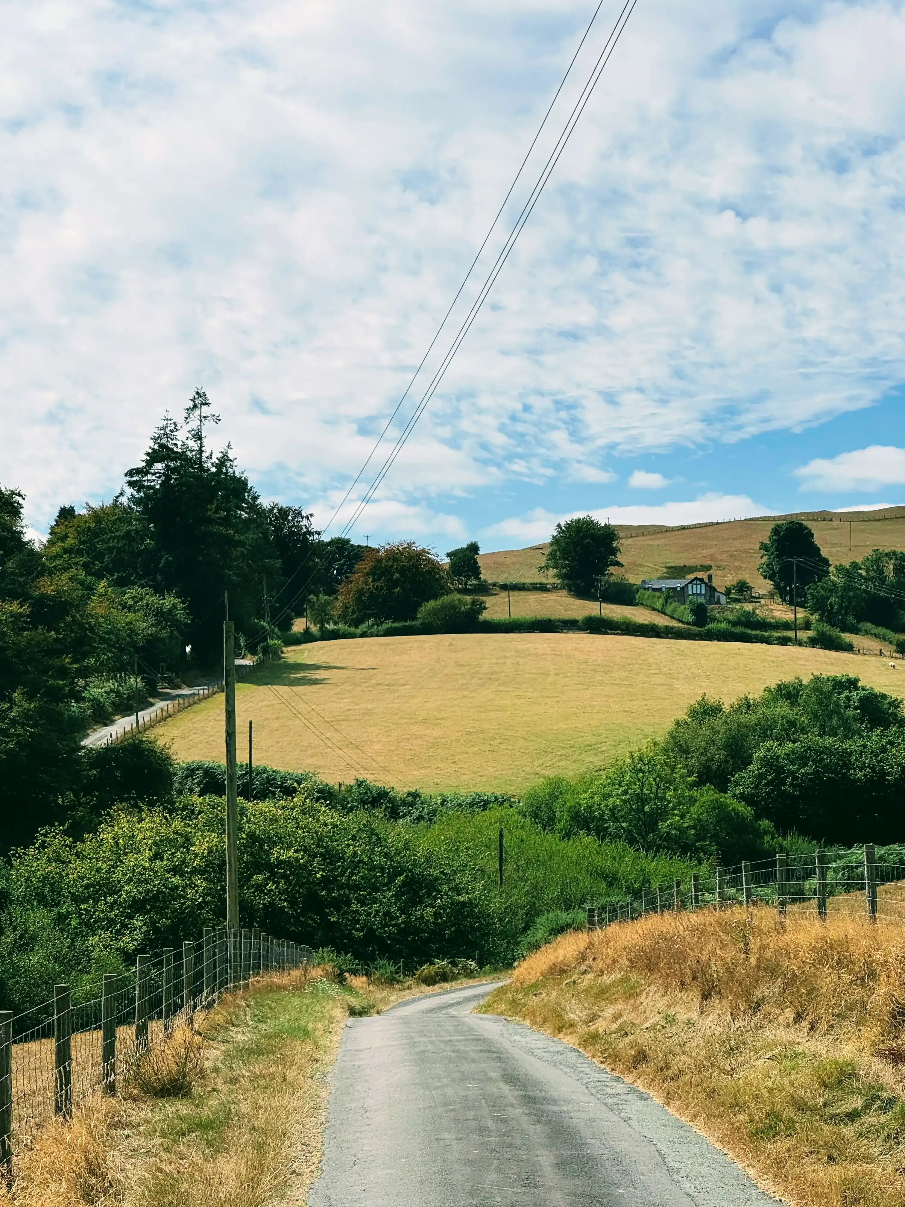 That diagonal line up ahead is the hill we’ll be climbing shortly.