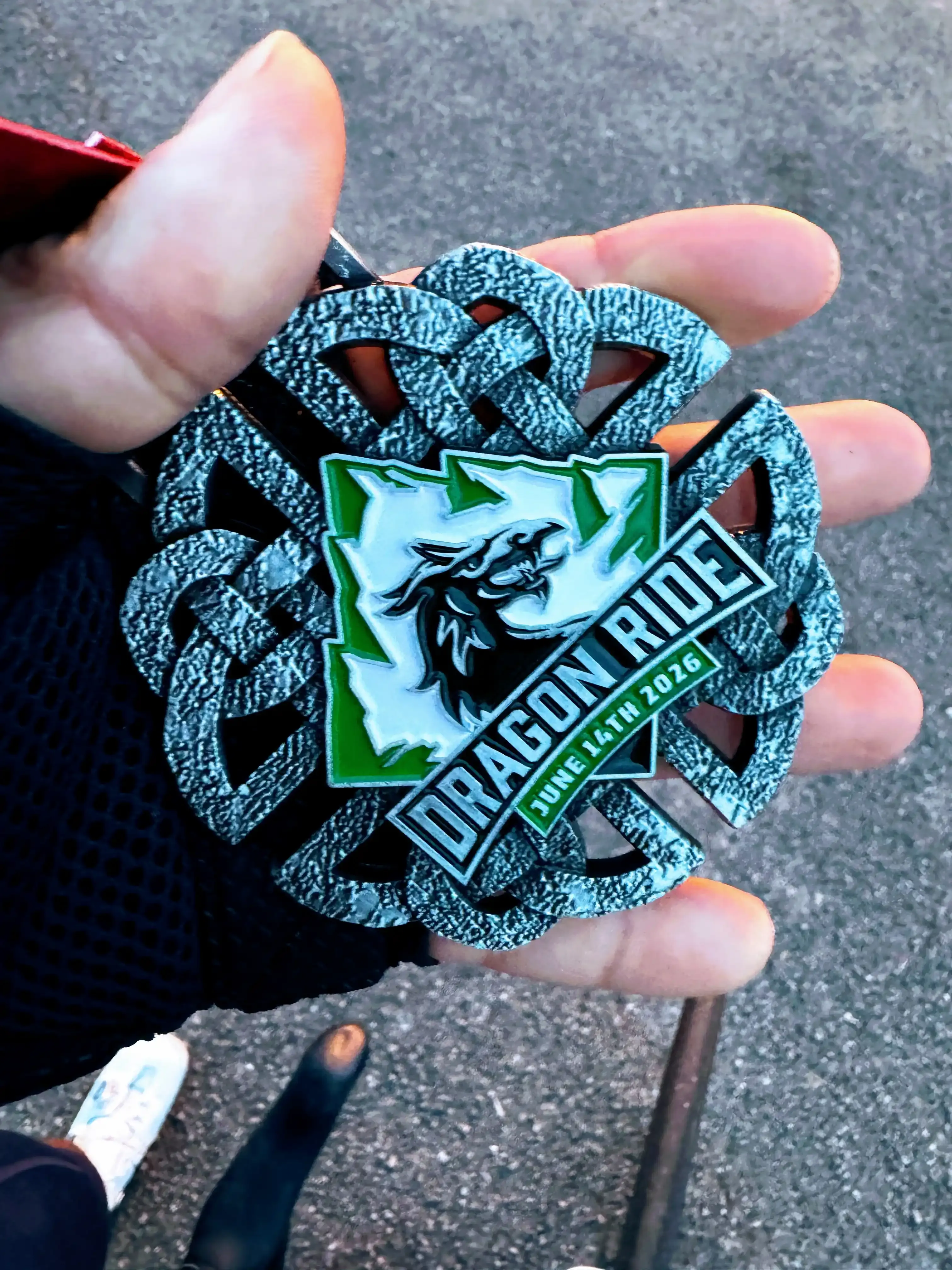 Look at this medal design. If I had seen the design beforehand, my determination to finish would have been even stronger.