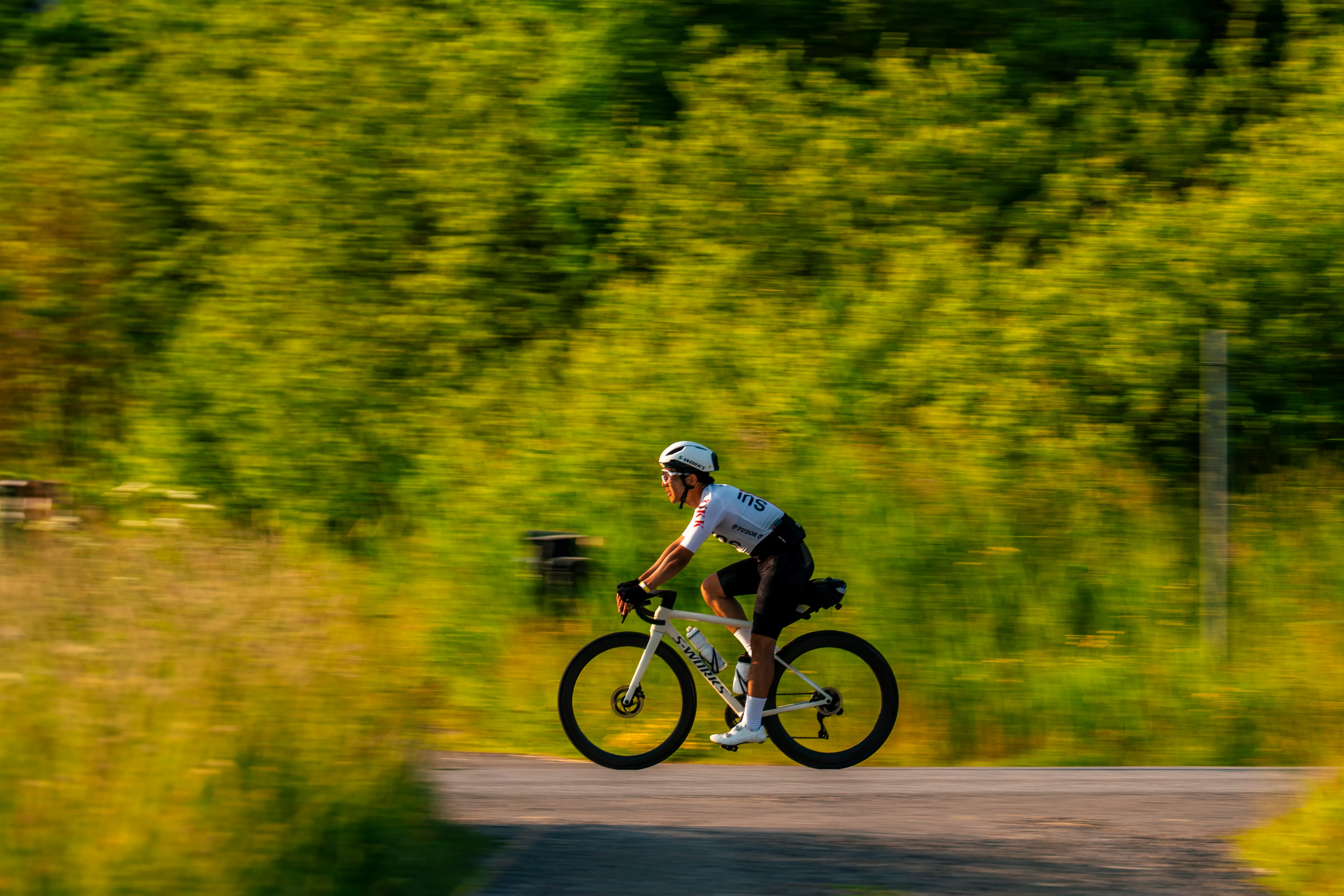 A brilliant panning shot. That's me.